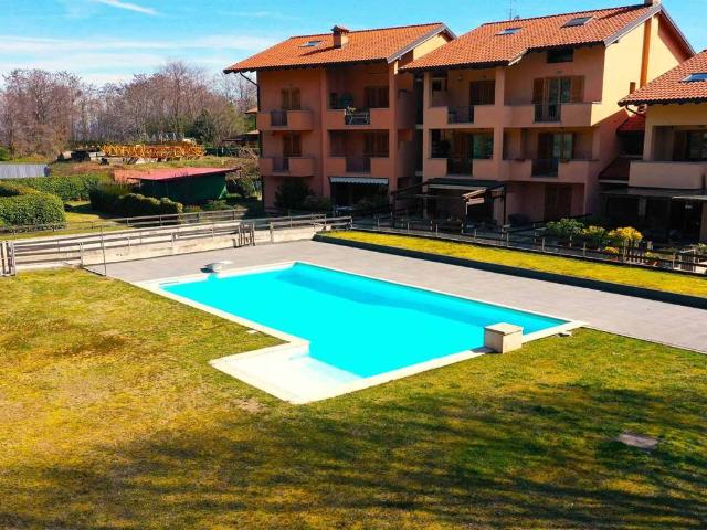 Villa Indipendente in vendita a Località Piantini, Meina
