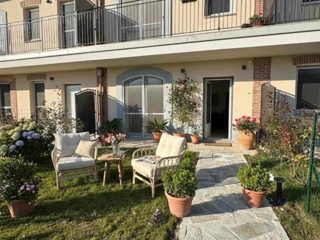 Villa Schiera in vendita a Melegnano, Lombardia