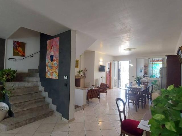 Villa Schiera in vendita a Puglia, Lecce