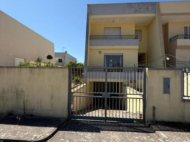 Villa Schiera in vendita a Puglia, Lecce