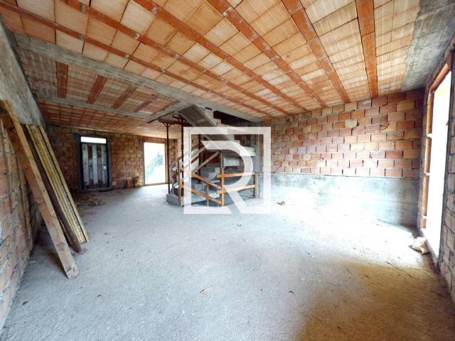 Villa Schiera in vendita a Unione dei comuni Valle del Savio, Mercato Saraceno