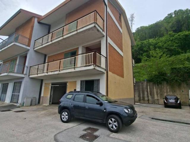 Villa Schiera in vendita a Capocastello, Mercogliano