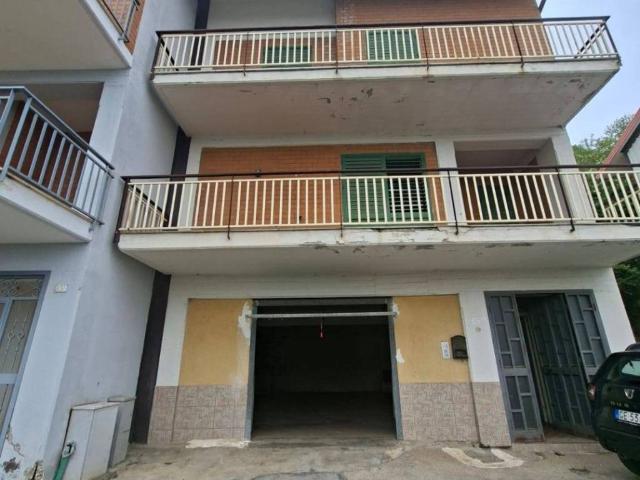 Villa Schiera in vendita a Capocastello, Mercogliano