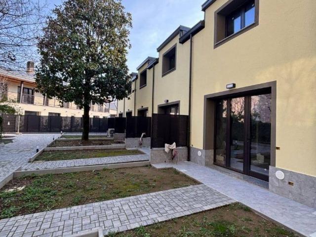 Villa Schiera in vendita a Municipio 2, Milano