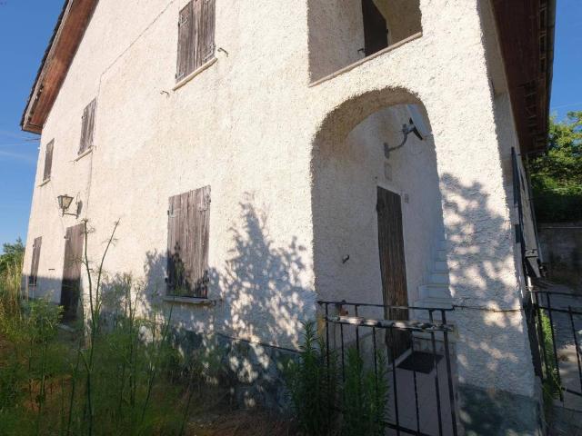 Villa Schiera in vendita a Mioglia, Liguria