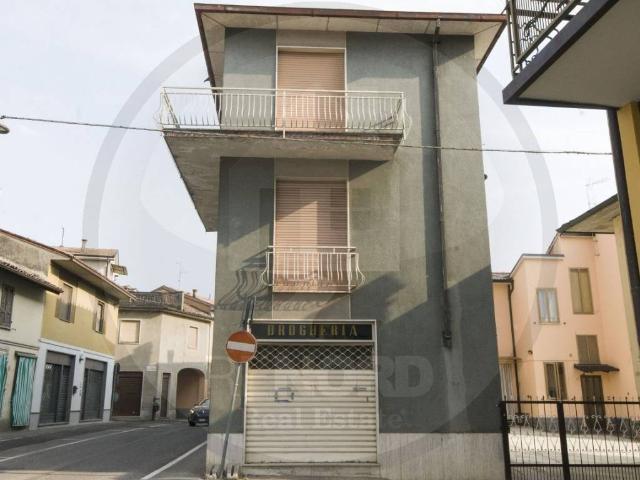 Villa Schiera in vendita a Miradolo Terme, Lombardia