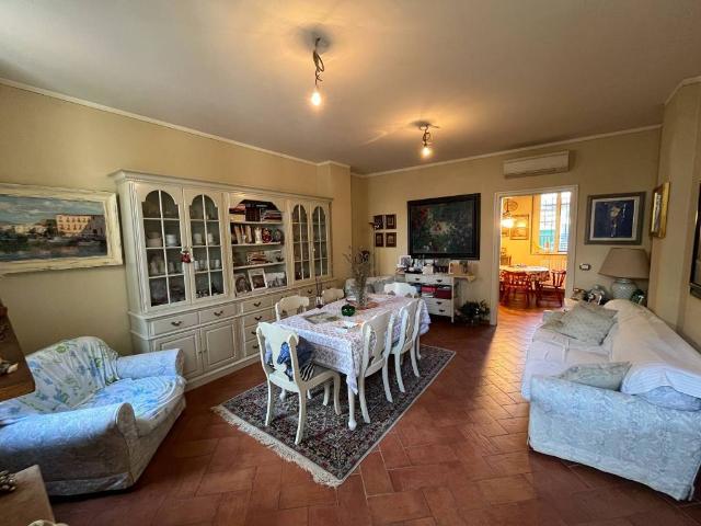 Villa Schiera in vendita a Unione Comuni Modenesi Area Nord, Mirandola
