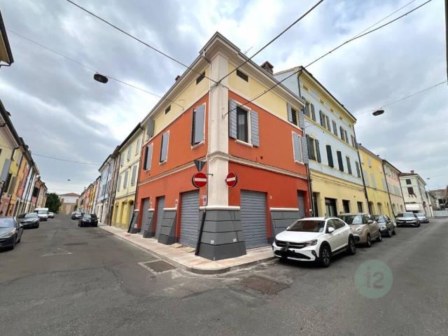 Villa Schiera in vendita a Unione Comuni Modenesi Area Nord, Mirandola