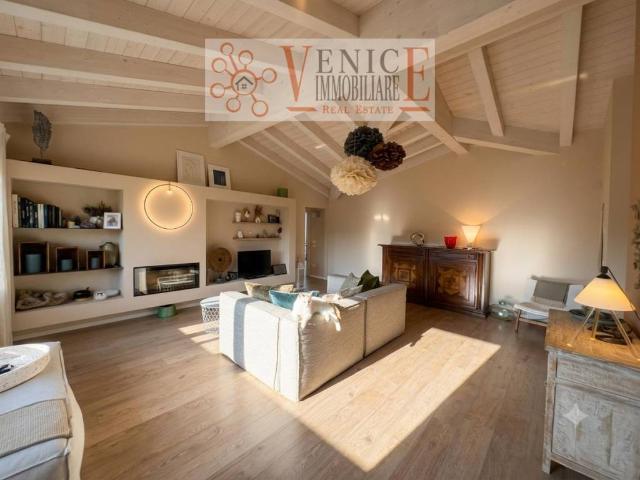 Villa Schiera in vendita a Mirano, Veneto