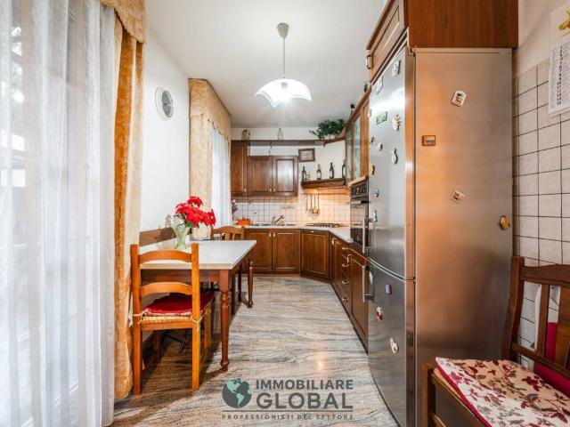 Villa Schiera in vendita a Crocetta-San Lazzaro-Modena Est, Modena