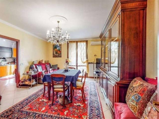 Villa Schiera in vendita a Madonnina, Modena