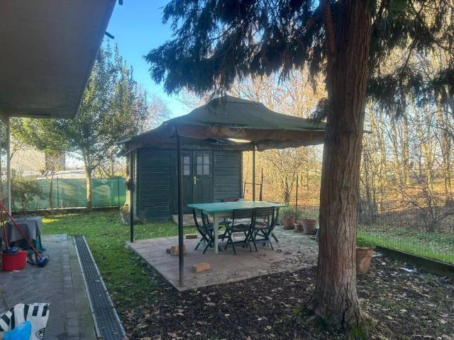Ville Schiera in vendita a Modena, Torrazzi