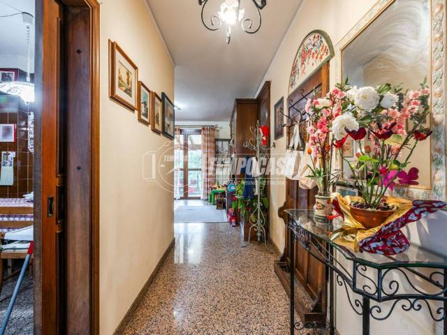 Ville Schiera in vendita a Modena, Baggiovara
