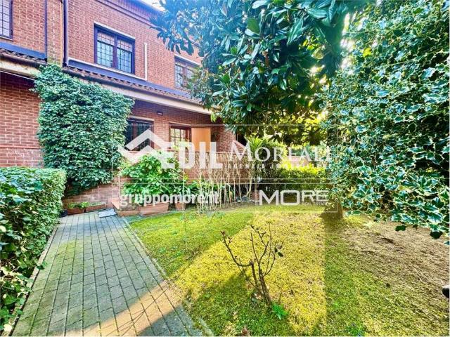 Villa Schiera in vendita a Crocetta-San Lazzaro-Modena Est, Modena