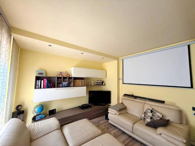Villa Schiera in vendita a Crocetta-San Lazzaro-Modena Est, Modena