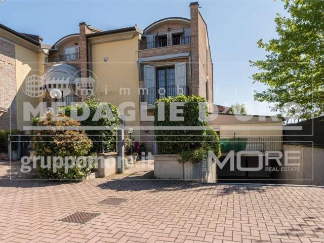 Villa Schiera in vendita a Buon Pastore-Sant'Agnese-San Damaso, Modena