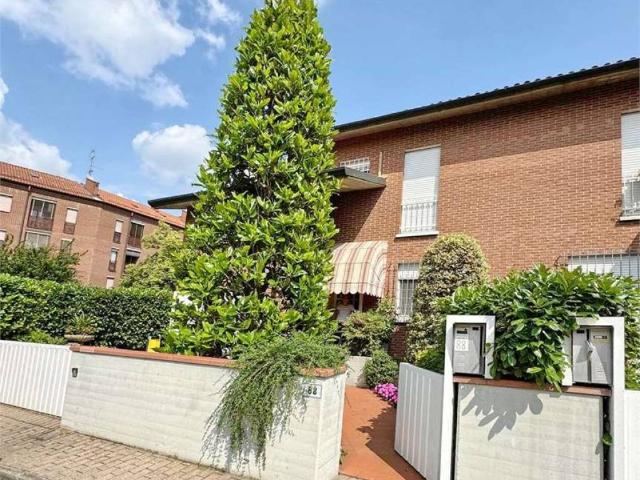 Villa Schiera in vendita a Crocetta-San Lazzaro-Modena Est, Modena