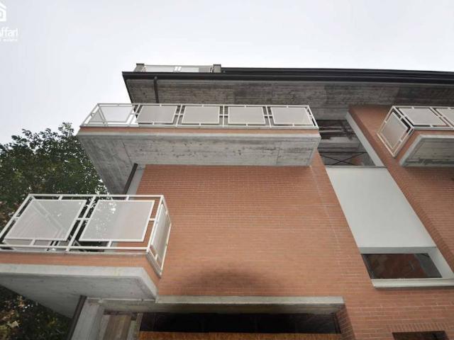 Villa Schiera in vendita a San Faustino-Madonnina-Quattroville, Modena