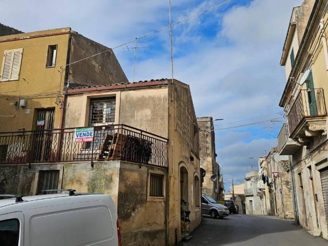 Villa Schiera in vendita a Modica Alta, Marina Di Modica