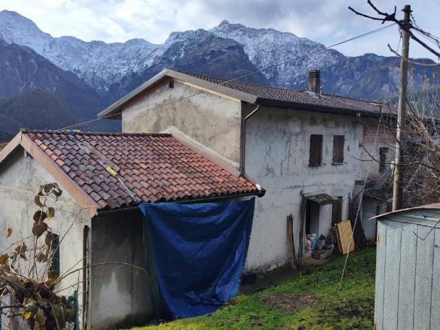 Villa Schiera in vendita a Moggio Udinese, Friuli-Venezia Giulia
