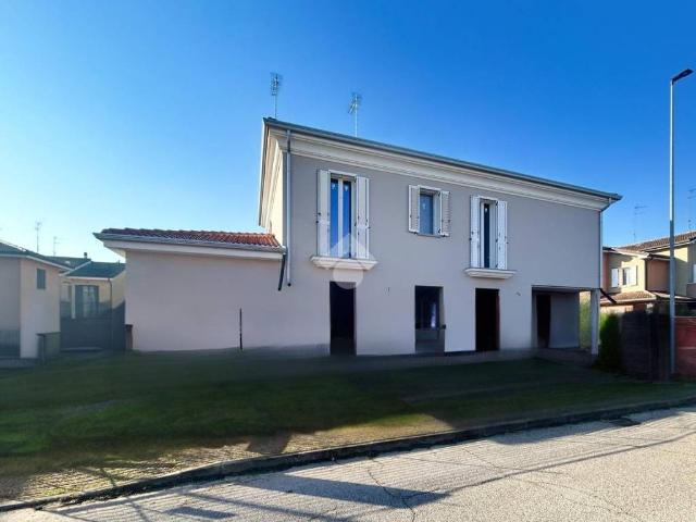 Villa Schiera in vendita a Molinella, Reggio Emilia