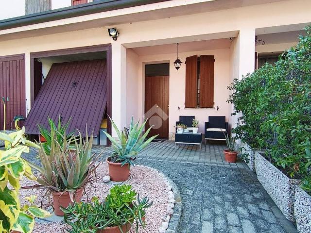 Villa Schiera in vendita a Molinella, Reggio Emilia
