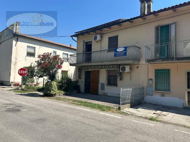 Villa Schiera in vendita a Ghiaroni, Molinella