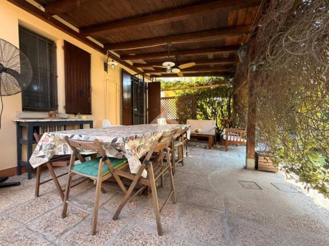Villa Schiera in vendita a Molinella, Reggio Emilia