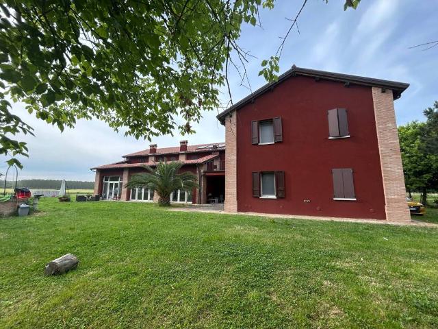 Villa Schiera in vendita a Molinella, Reggio Emilia