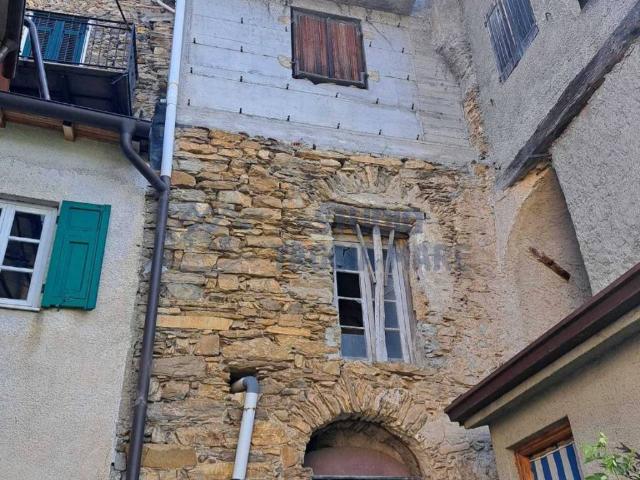 Villa Schiera in vendita a Molini Di Triora, Liguria