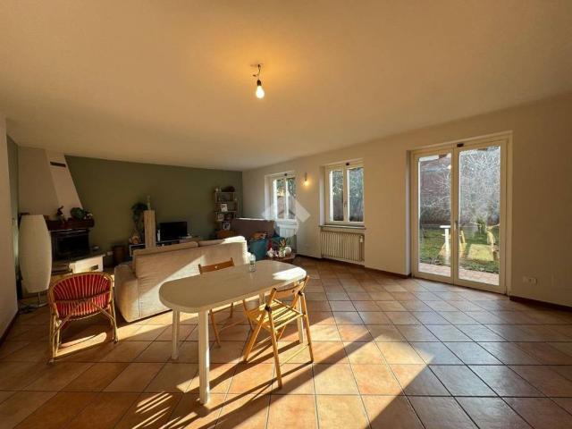 Villa Schiera in vendita a Piemonte, Novara