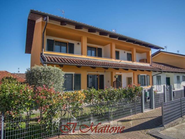 Villa Schiera in vendita a Piemonte, Cuneo