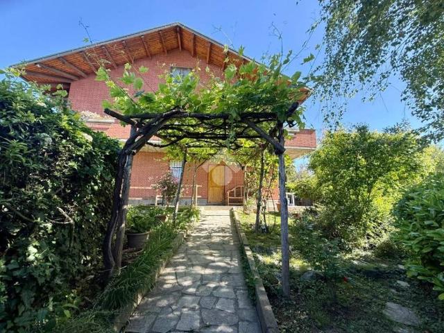 Villa Schiera in vendita a Piemonte, Torino