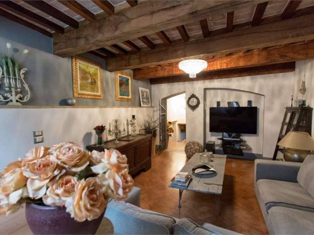 Villa Schiera in vendita a Mondaino, Reggio Emilia