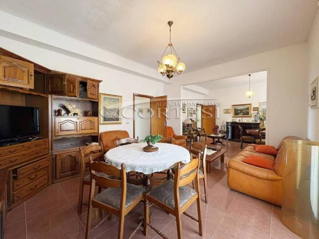Villa Schiera in vendita a Marche, Pesaro E Urbino