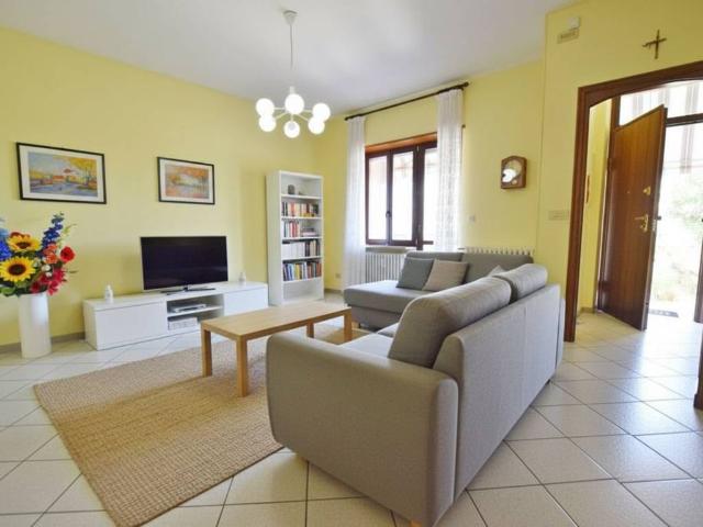 Villa Schiera in vendita a Borgo Aragno, Piemonte
