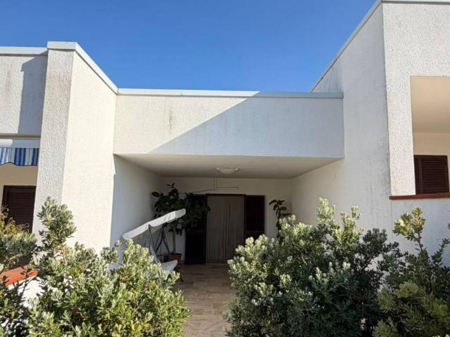 Villa Schiera in vendita a Capitolo, Puglia
