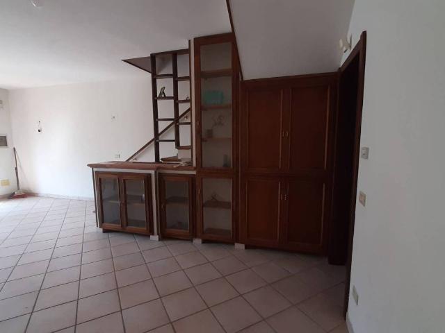 Villa Schiera in vendita a Pozzarello, Montevettolini