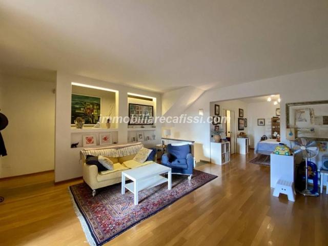 Villa Schiera in vendita a Montale, Pistoia