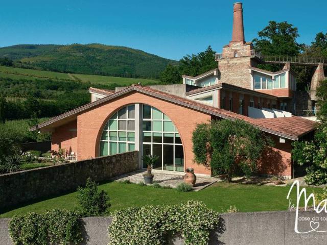 Ville Schiera in vendita a Montale