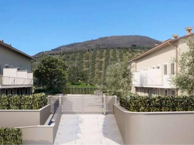 Villa Schiera in vendita a Montale Alto, Montale