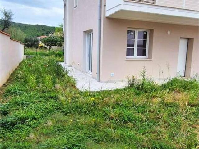 Villa Schiera in vendita a Montale Alto, Montale