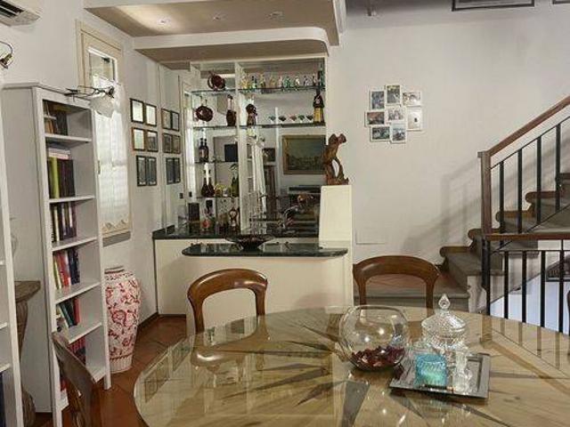Villa Schiera in vendita a Tobbiana, Montale