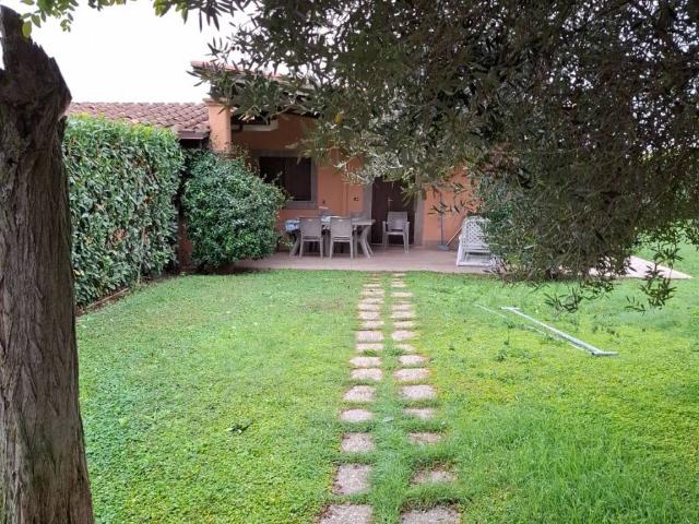 Villa Schiera in vendita a Montalto Di Castro, Lazio