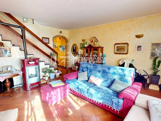Villa Schiera in vendita a Montanaso Lombardo, Lombardia