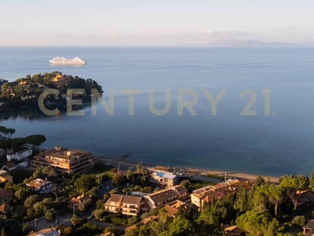 Villa Schiera in vendita a Monte Argentario, Pozzarello