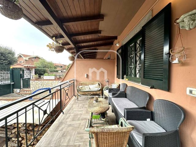Villa Schiera in vendita a Laghetto, Monte Compatri