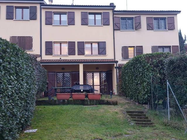 Villa Schiera in vendita a Unione dei comuni Valli del Reno, Lavino e Samoggia, Monte San Pietro
