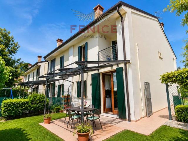 Villa Schiera in vendita a Pederiva, Montebelluna