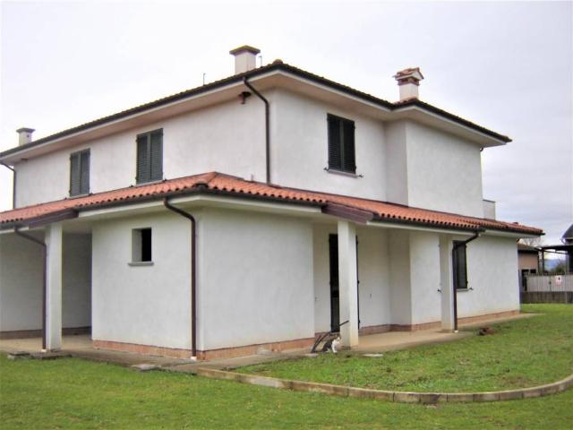 Villa Schiera in vendita a Montecarlo, Toscana